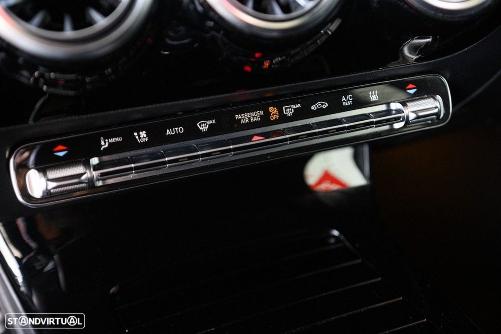 Mercedes-Benz A 250 e AMG Line - 45