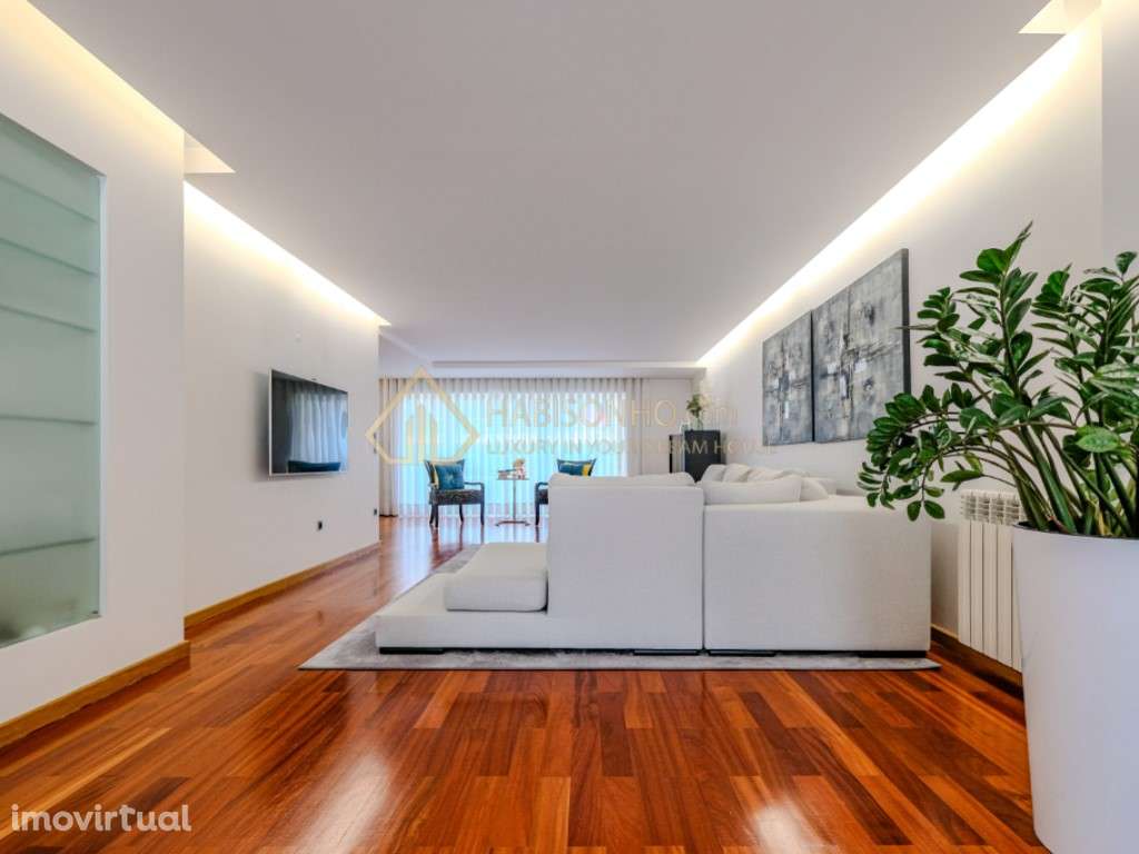 Moradia T3 +1 (3 suites) | Rio Tinto | Gondomar - Grande imagem: 3/35