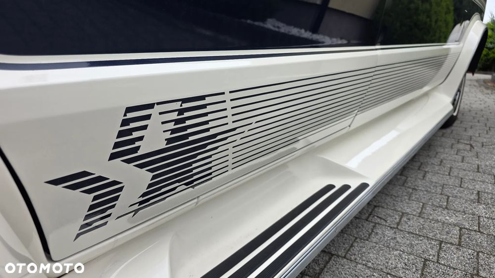 Ford Econoline - 30