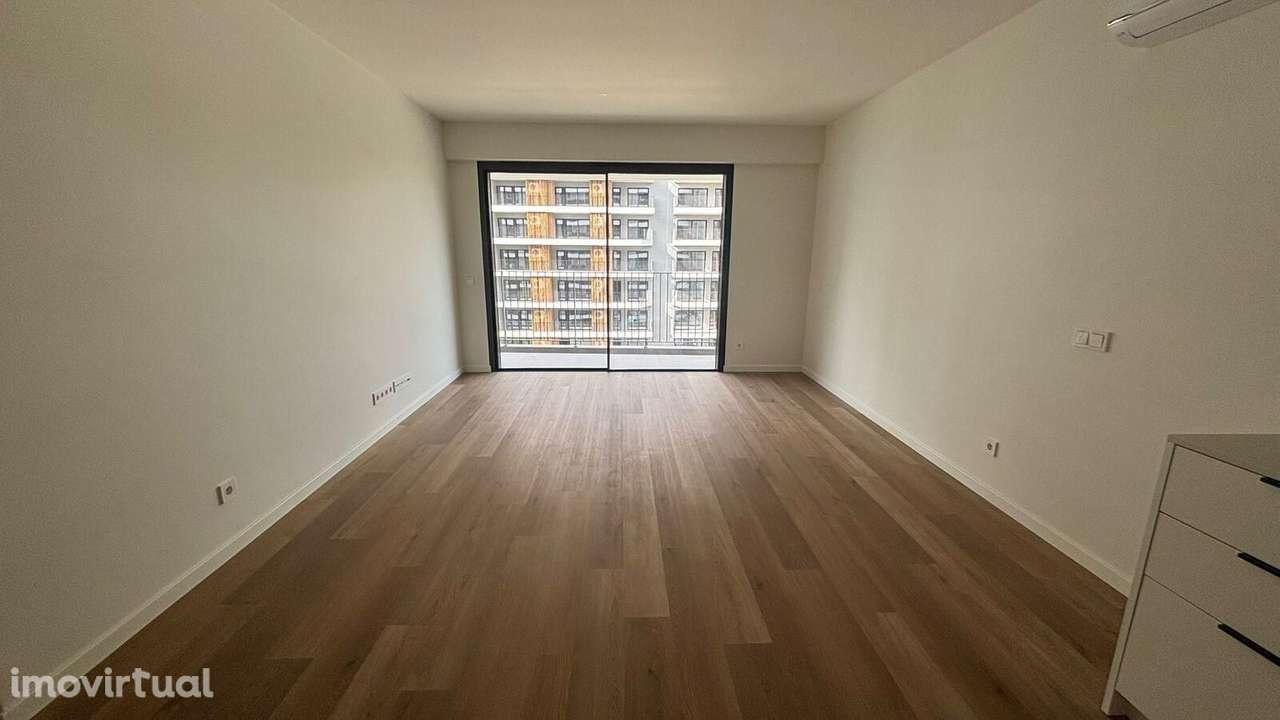 Apartamento T2 com estacionamento, Miraflores, Oeiras - Grande imagem: 5/51