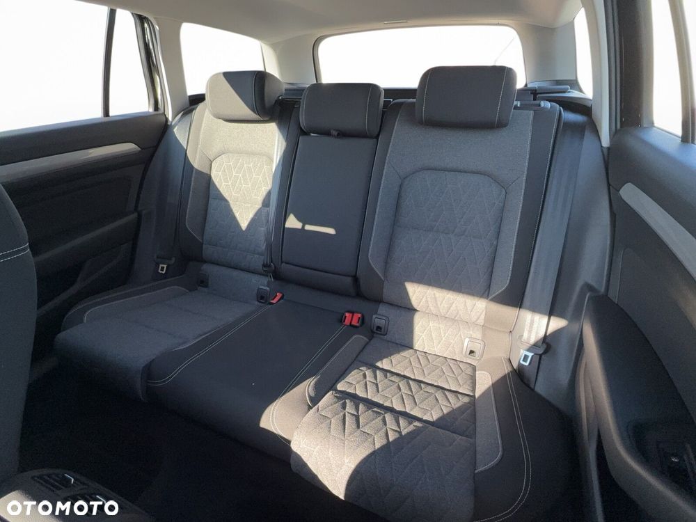 Volkswagen Passat Variant - 27