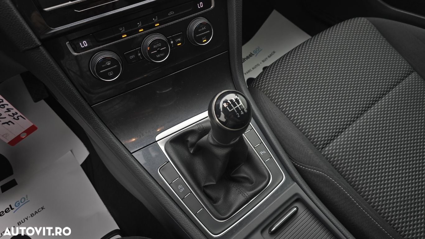 Volkswagen Golf 1.0 TSI Trendline - 17