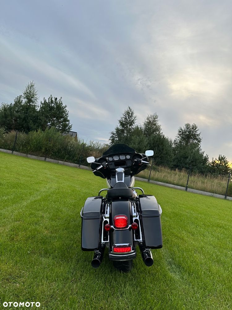 Harley-Davidson FLHT Electra Glide Standard - 7