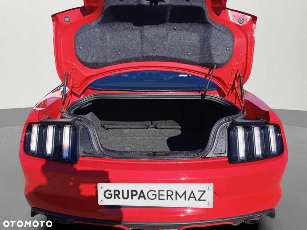 Ford Mustang 5.0 V8 GT - 35