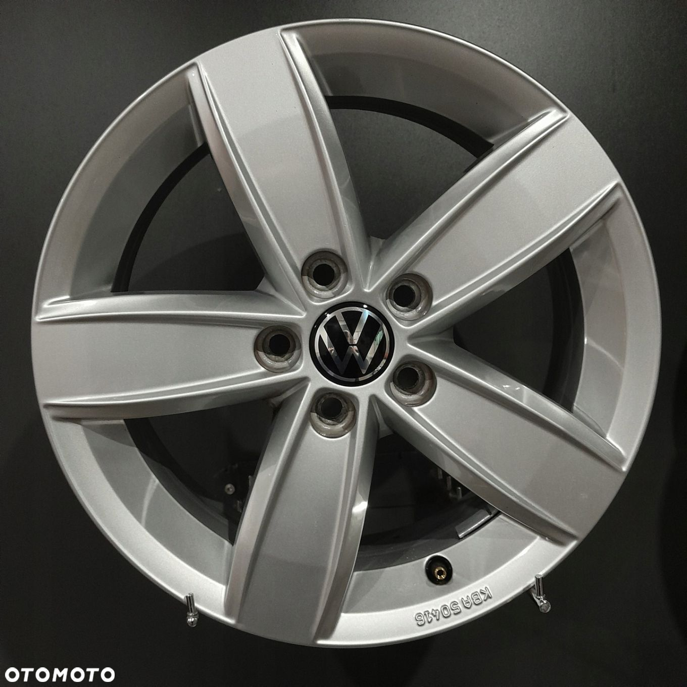 Felgi 15 5x100 VW Polo F13624-1B - 5