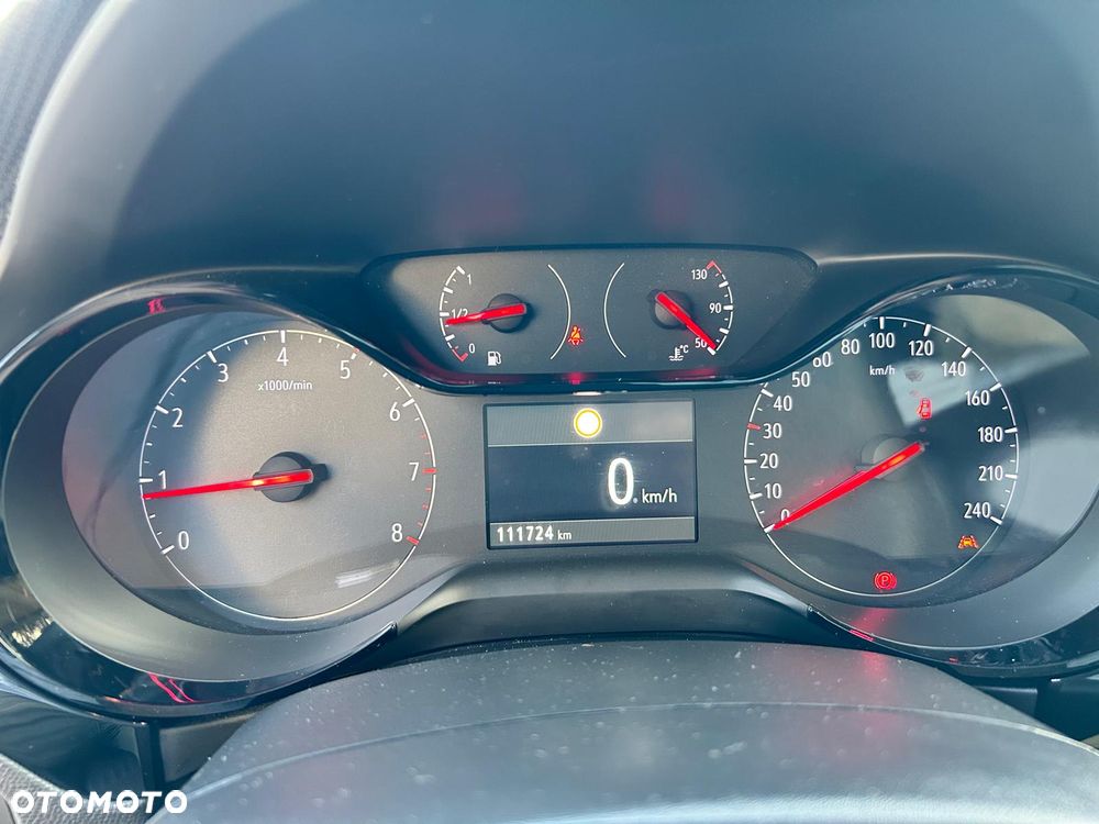Opel Corsa 1.5 D Elegance S&S - 29