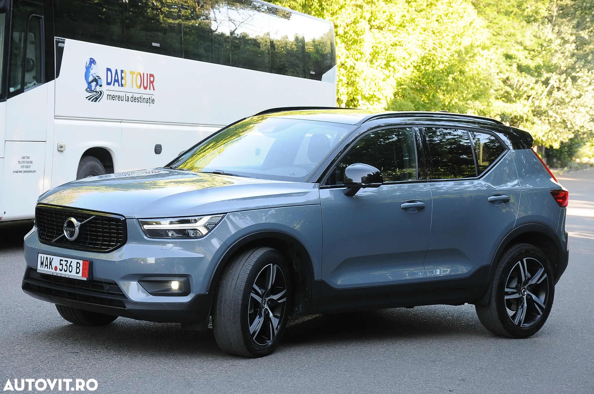 Volvo XC 40 D4 AWD Geartronic R-Design - 2