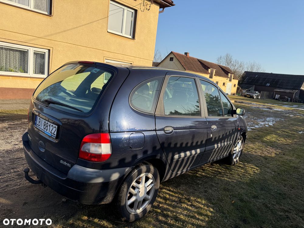 Renault Scenic 1.6 16V EXpression - 18