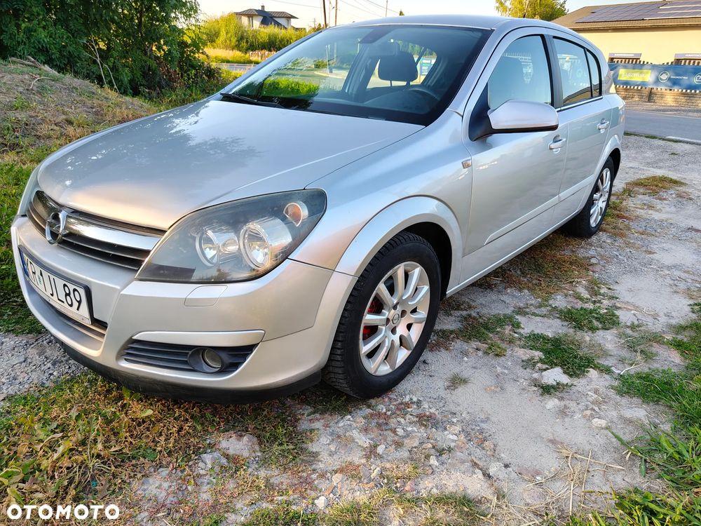 Opel Astra 1.6 Elegance - 2