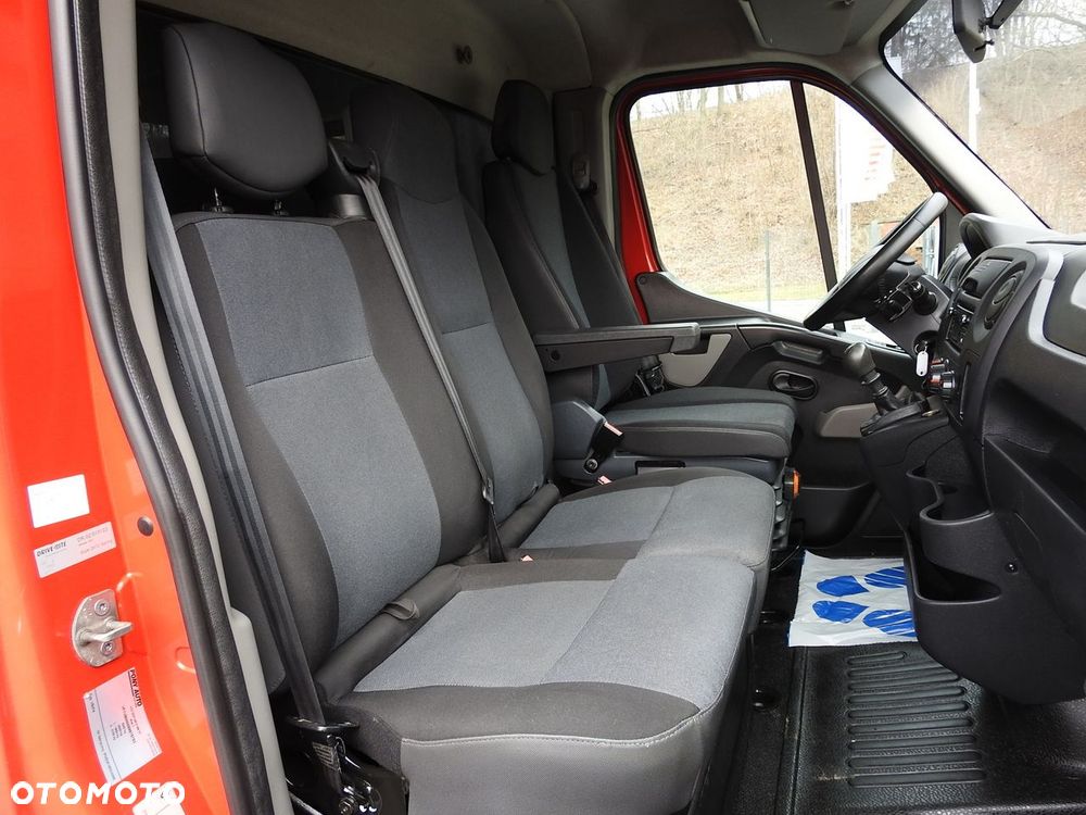 Renault MASTER  PLANDEKA 10 PALET WEBASTO TEMPOMAT KLIMATYZACJA  170KM - 36