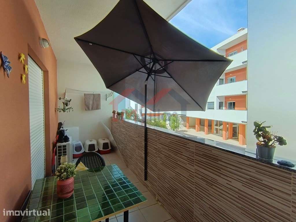 Apartamento T3 com elevador no centro - São Brás de Alportel