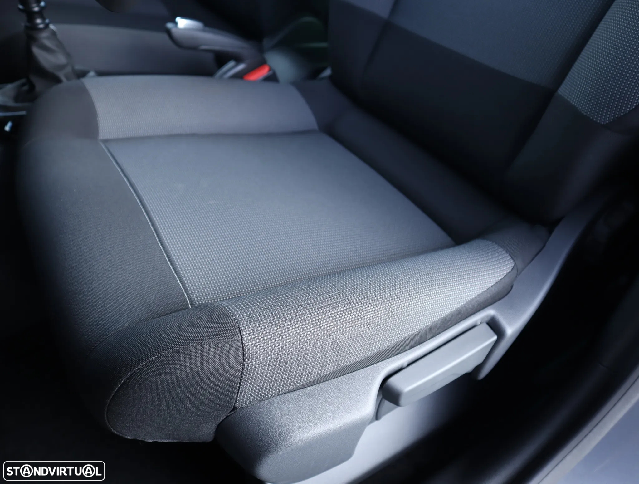 Citroën C3 Aircross 1.2 PureTech Plus - 27