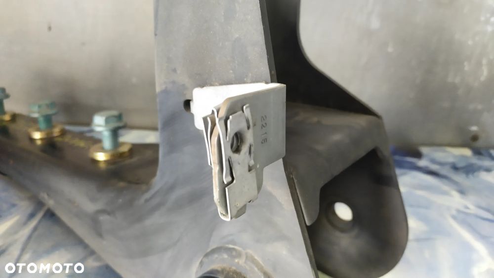 MOCOWANIE ŁAPA WYWROT KABINY ATEGO MERCEDES 2016 R  A9673102663 - 4