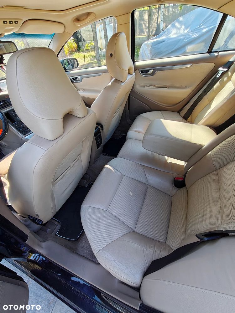 Volvo S60 2.4D Momentum - 11