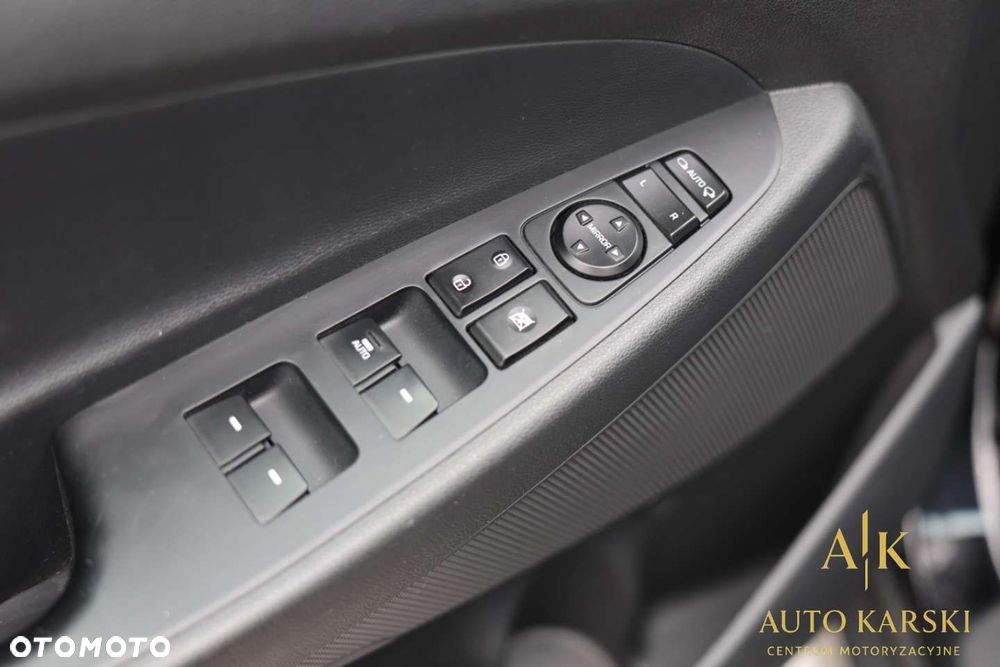 Hyundai Tucson - 8