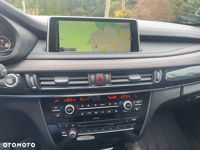 BMW X5 xDrive30d - 17