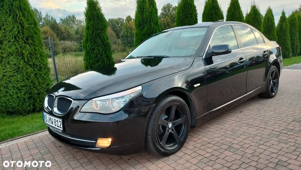 BMW Seria 5 520d Edition Sport - 1
