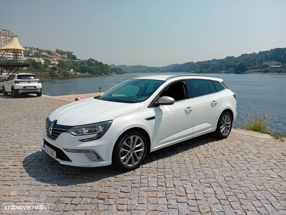 Renault Mégane Sport Tourer 1.5 dCi GT Line J18 - 14