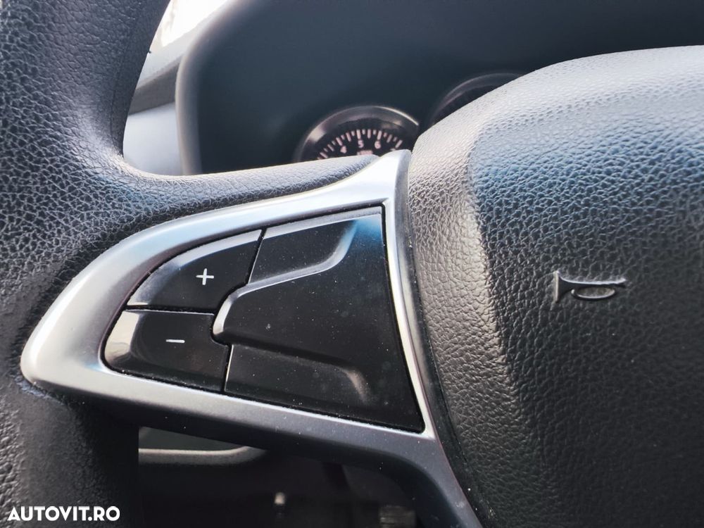 Dacia Logan 0.9 TCe SL PLUS - 18