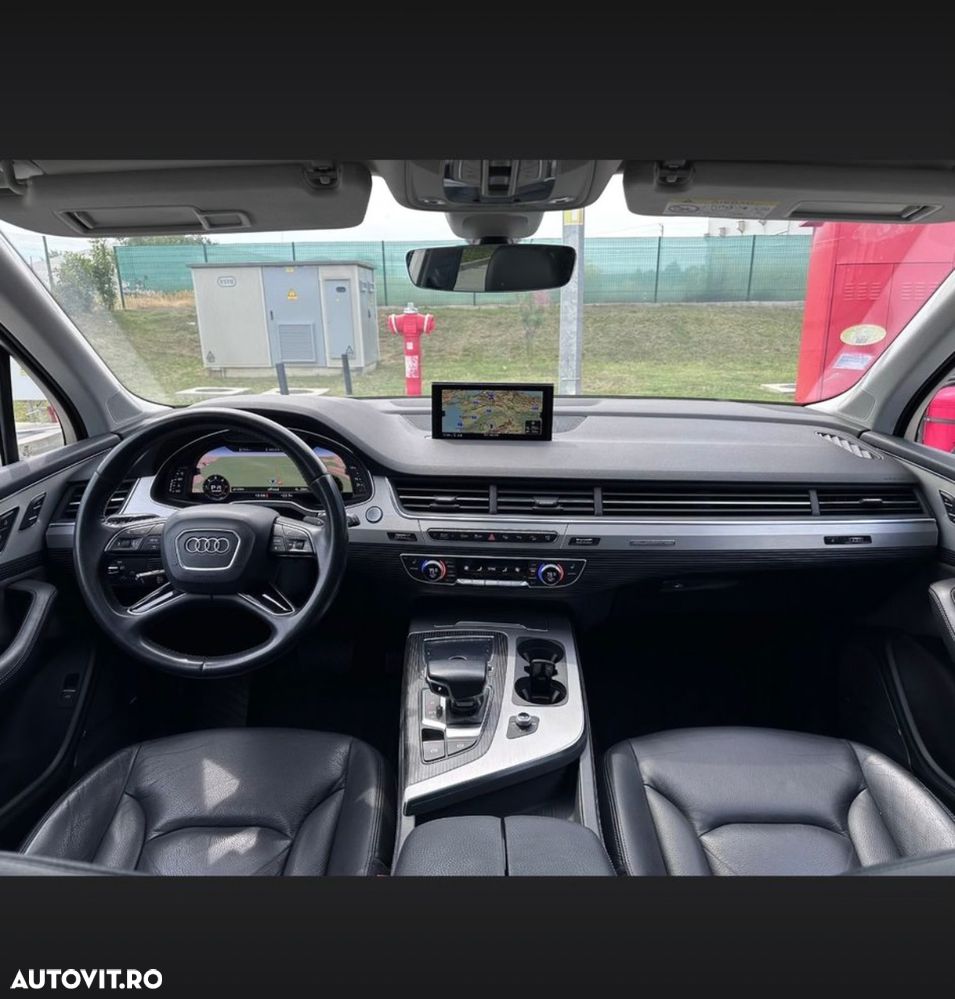Audi Q7 3.0 ultra TDI Quattro Tiptronic - 11