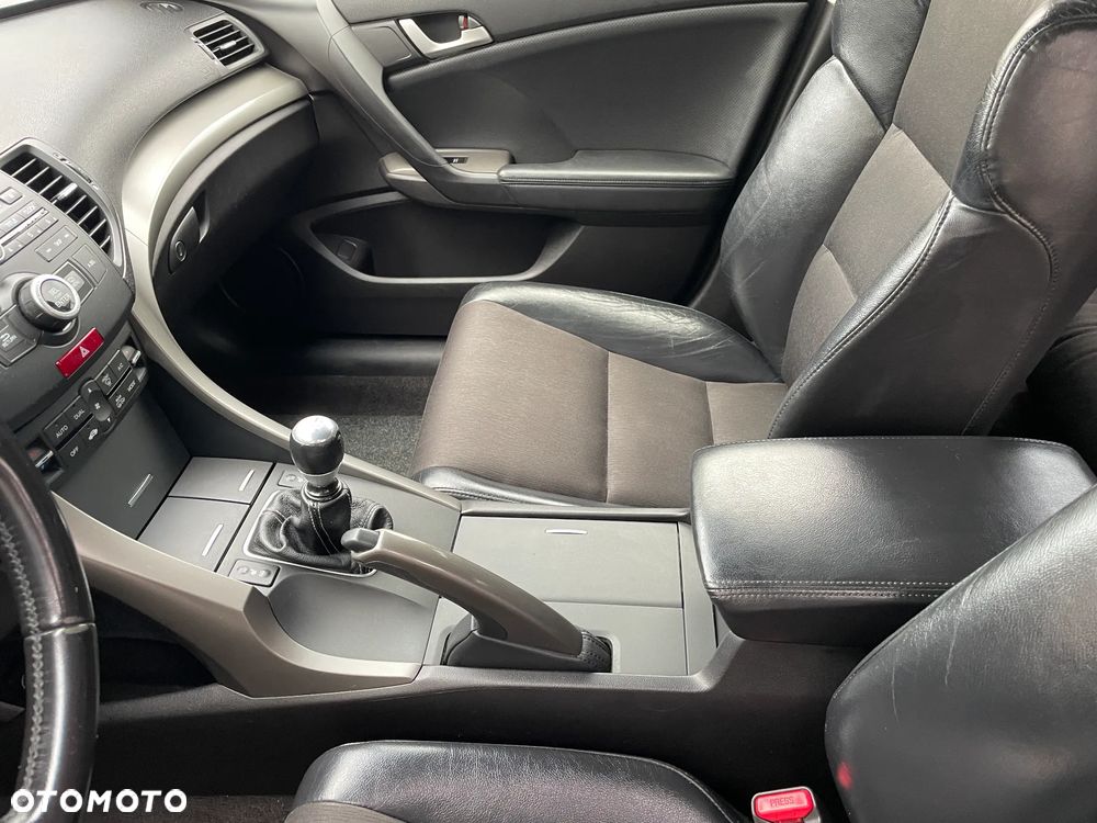 Honda Accord ver-2-4-type--s-navi - 15