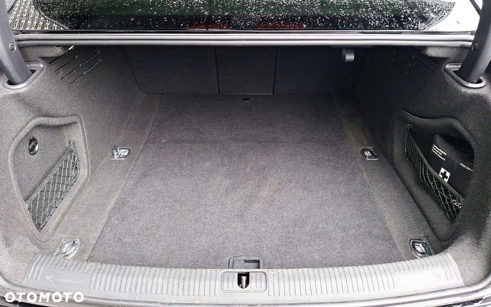 Audi A4 Limousine - 23