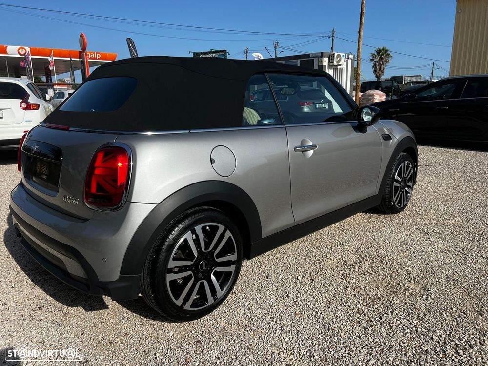 MINI 3 Portas Cooper Premium Classic Auto - 24