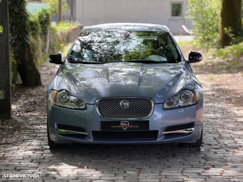 Jaguar XF 2.7 D V6 Premium Luxury - 44
