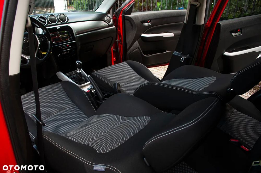 Suzuki Vitara 1.6 DDiS (4x4) Allgrip Comfort+ - 23