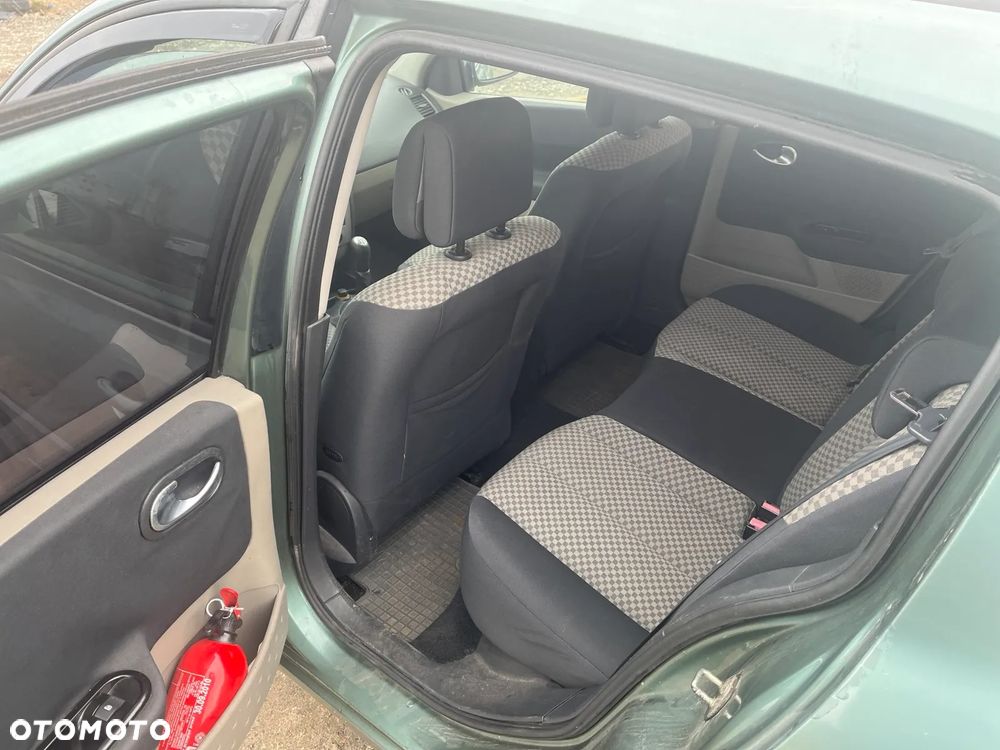 Renault Megane 1.6 Confort Authentique - 13