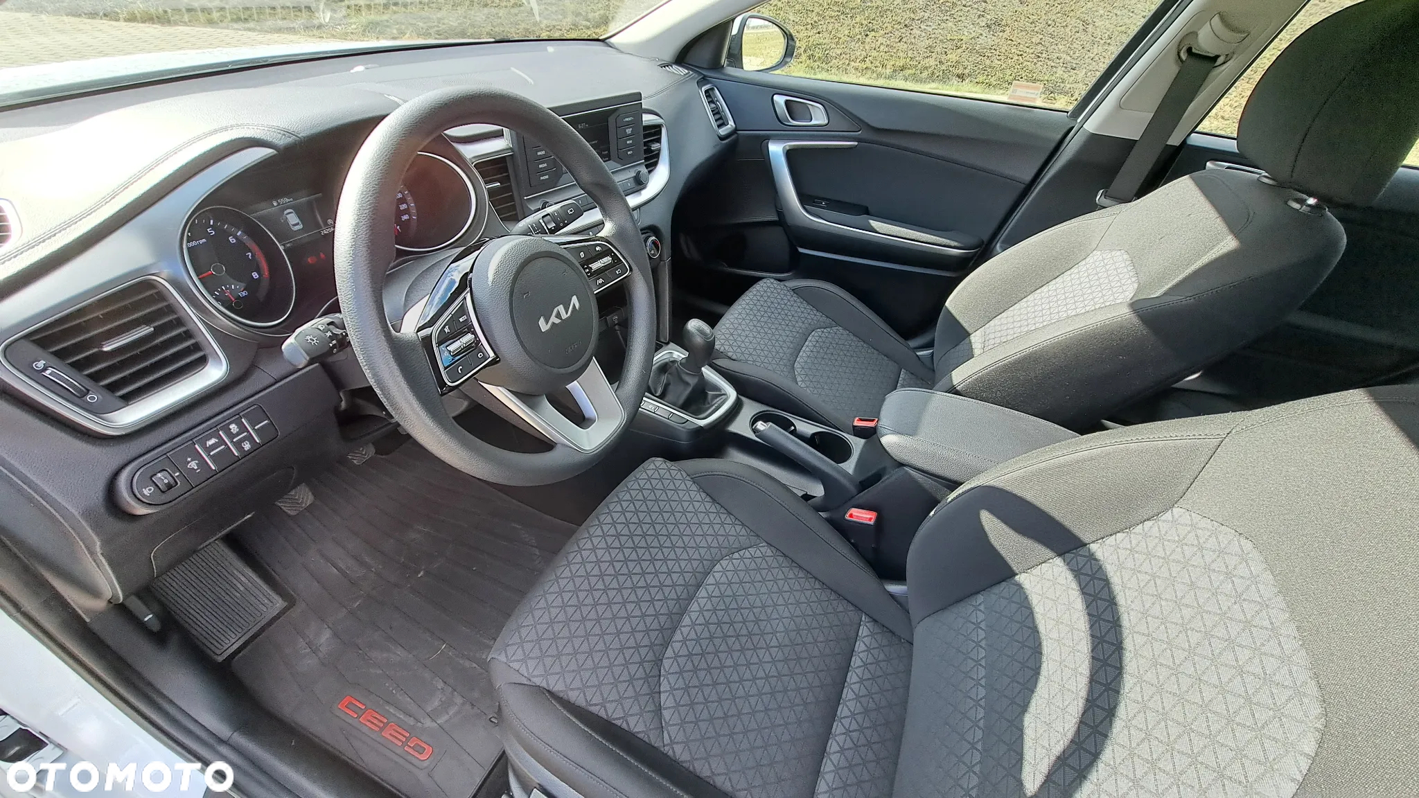 Kia Ceed 1.5 T-GDI S - 34