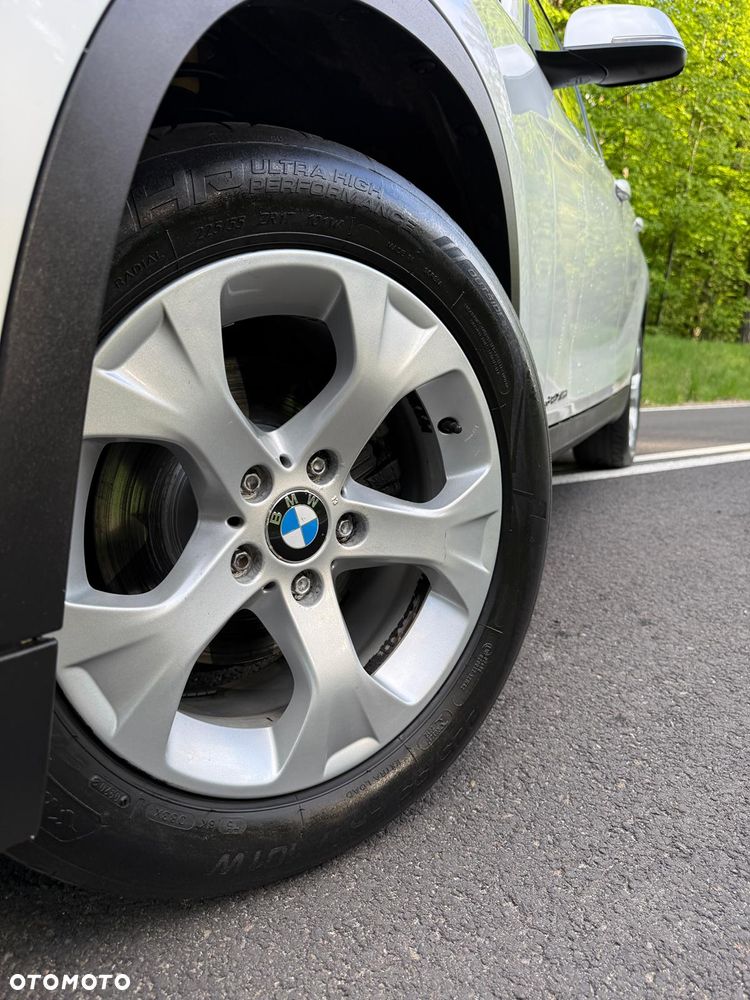 BMW X1 xDrive18d xLine - 15