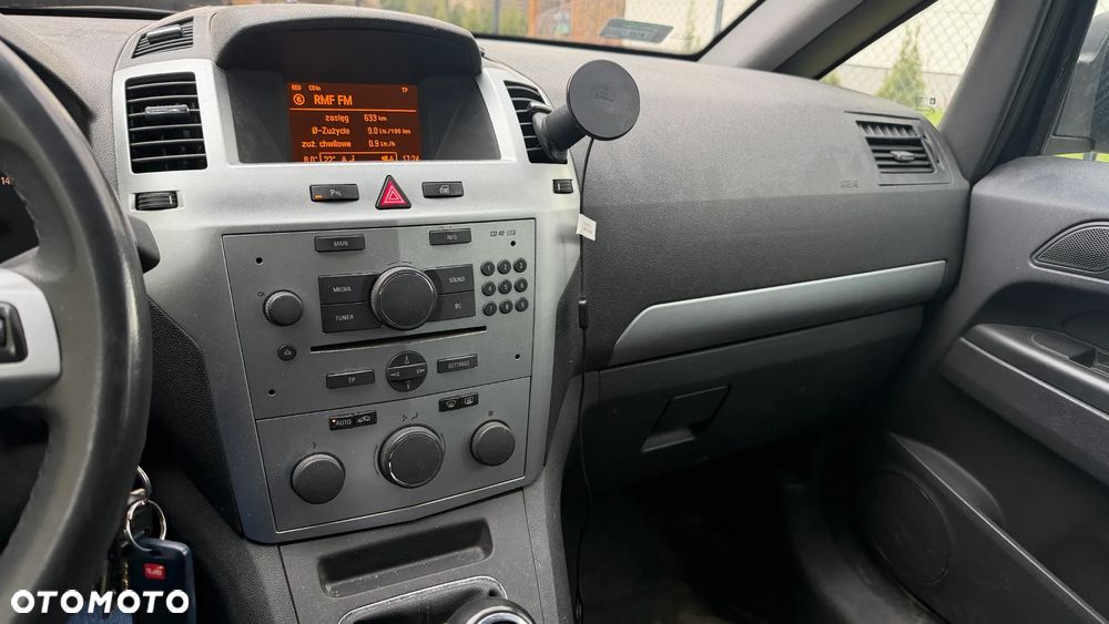 Opel Zafira 1.8 Enjoy - 8
