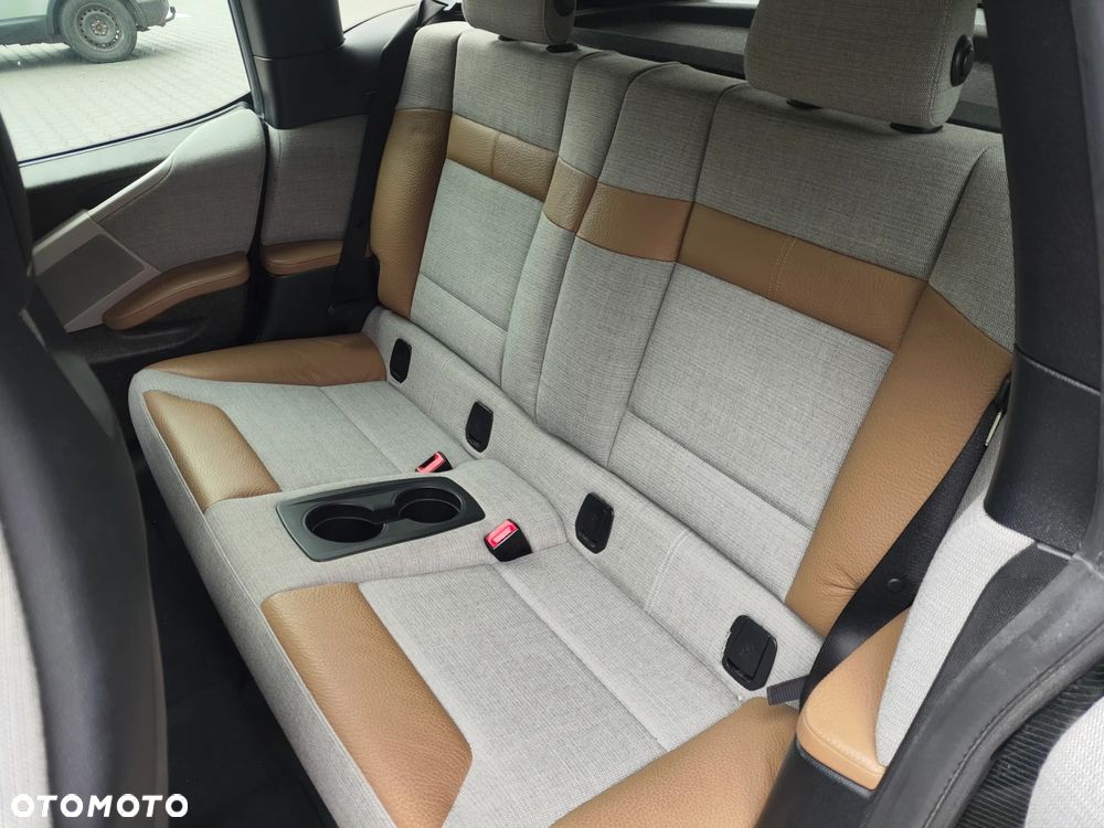 BMW i3 - 8