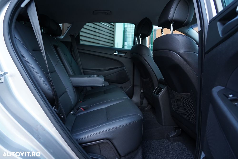 Hyundai Tucson 2.0 CRDI 4WD Automatik Premium - 18