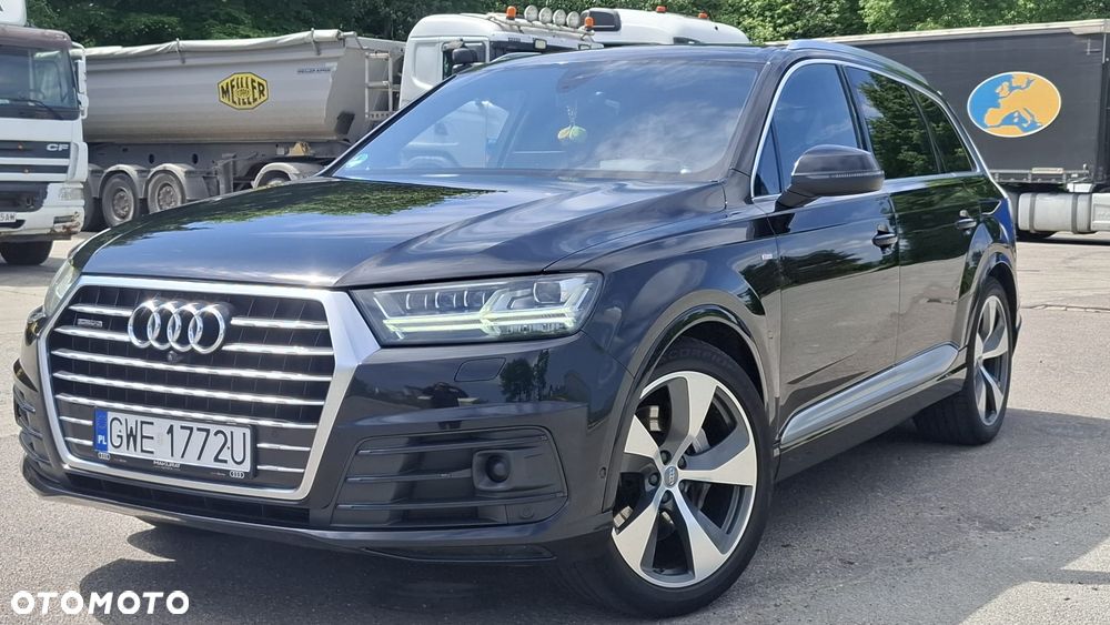 Audi Q7 - 1