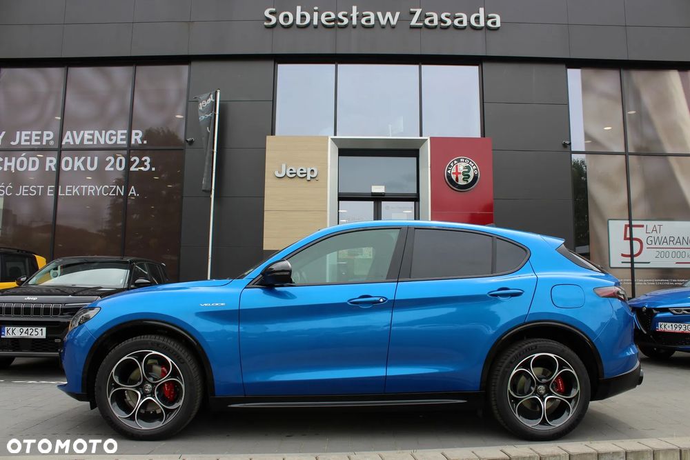 Alfa Romeo Stelvio 2.0 Turbo Veloce Q4 - 11