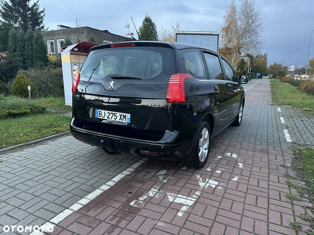 Peugeot 5008 - 16