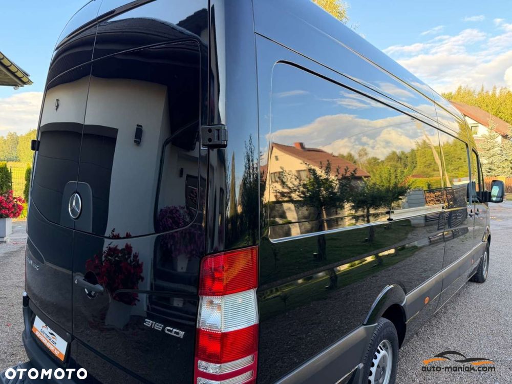 Mercedes-Benz Sprinter - 20