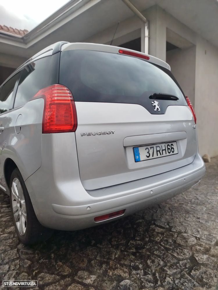 Peugeot 5008 - 17