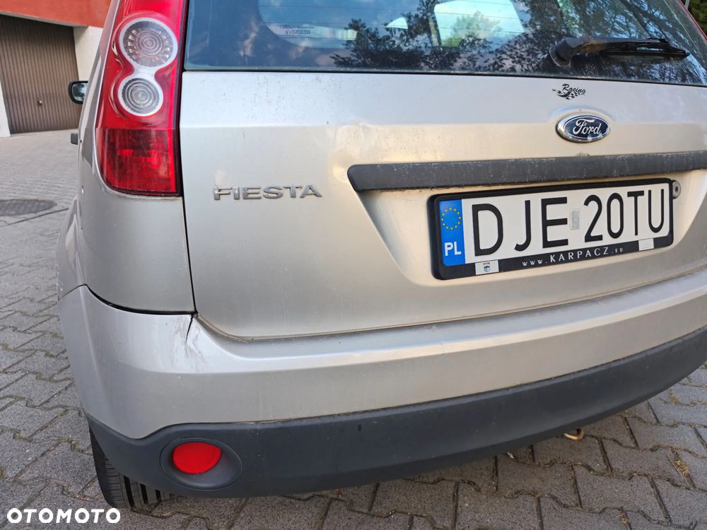 Ford Fiesta - 9