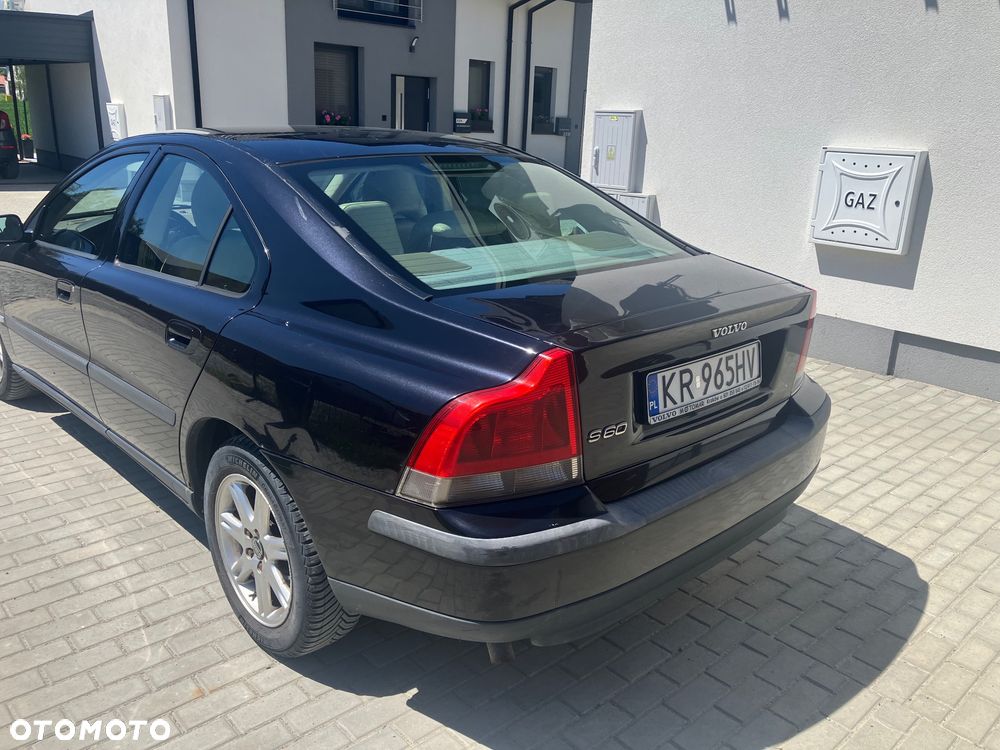 Volvo S60 2.4 - 3
