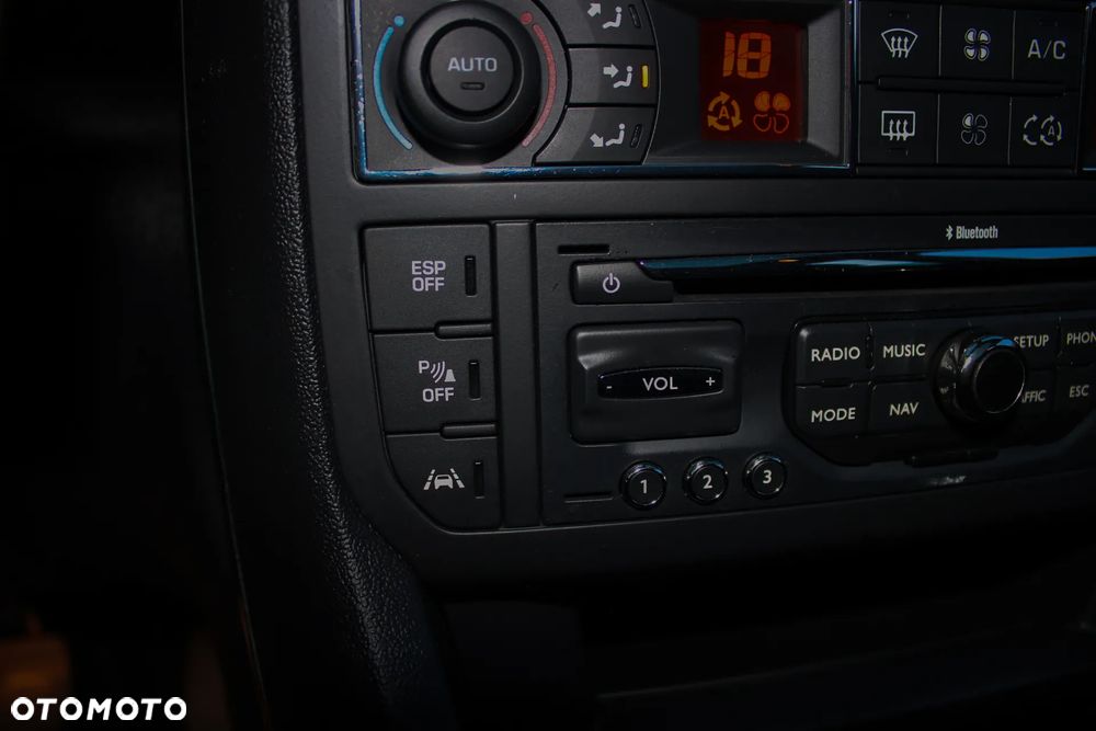 Citroën C5 2.0 HDi Exclusive - 37