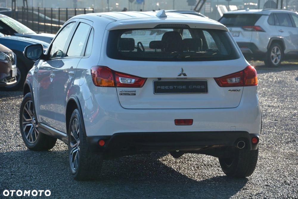 Mitsubishi ASX - 8