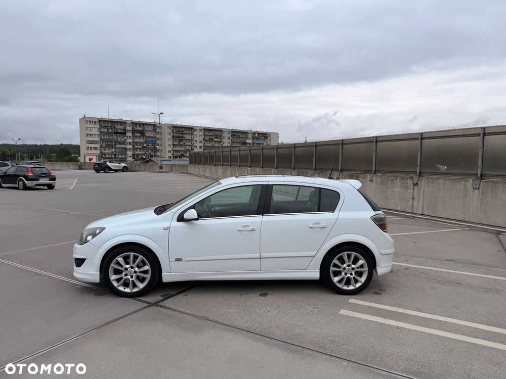 Opel Astra 1.6 Turbo White Edition - 5