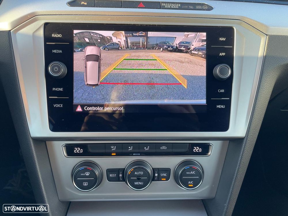 VW Passat Variant 2.0 TDi Confortline DSG - 20