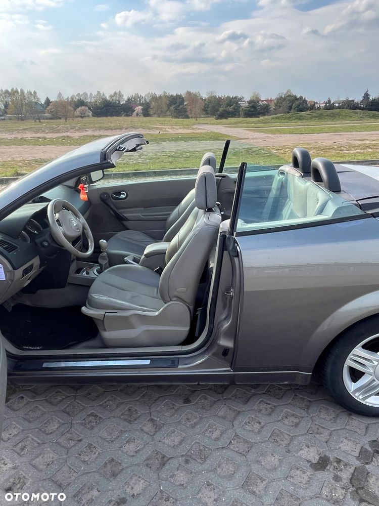 Renault Megane 2.0 Confort Dynamique - 24