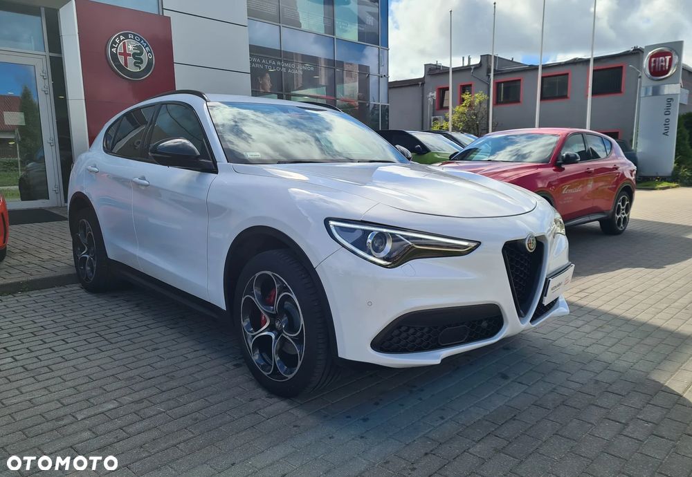 Alfa Romeo Stelvio 2.0 Turbo B-Tech Edition Q4 - 4