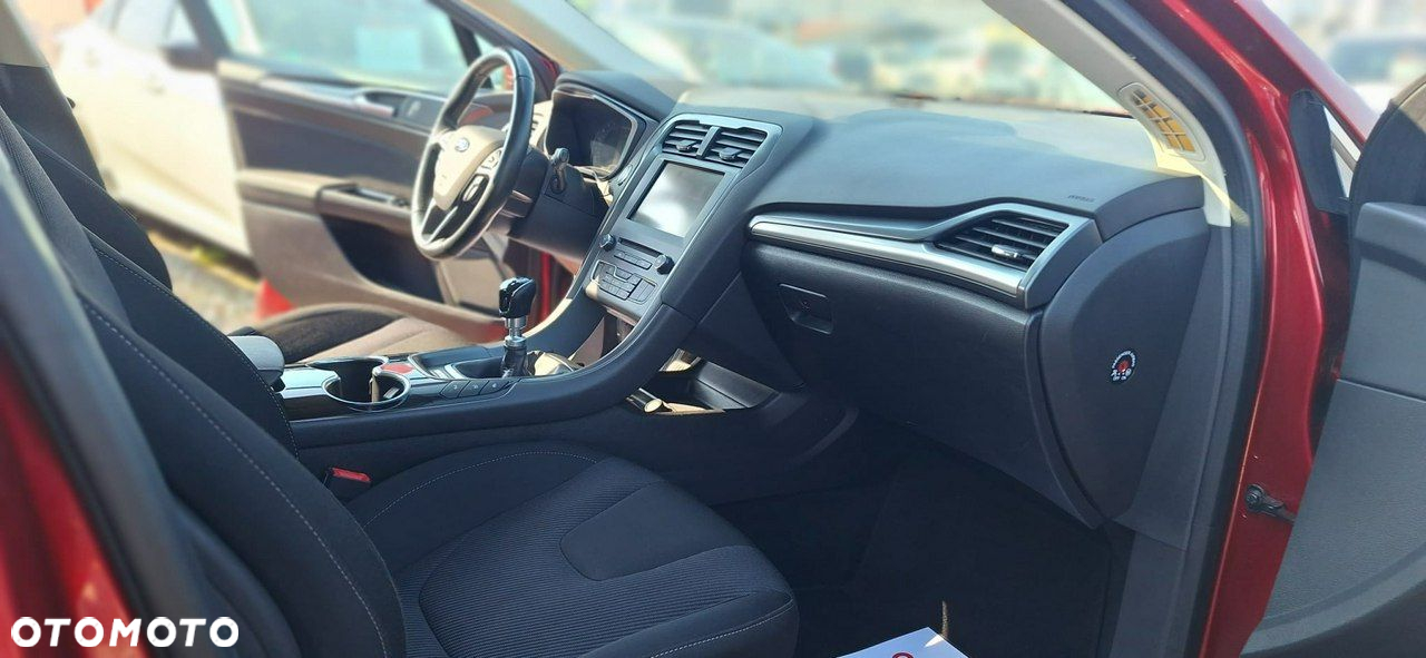 Ford Mondeo - 10