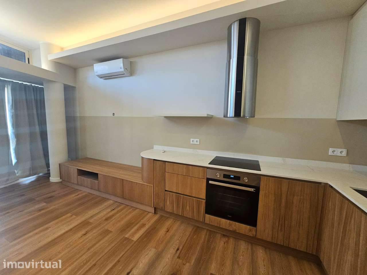 Apartamento T1 com ar condicionado e elevador - Grande imagem: 5/9